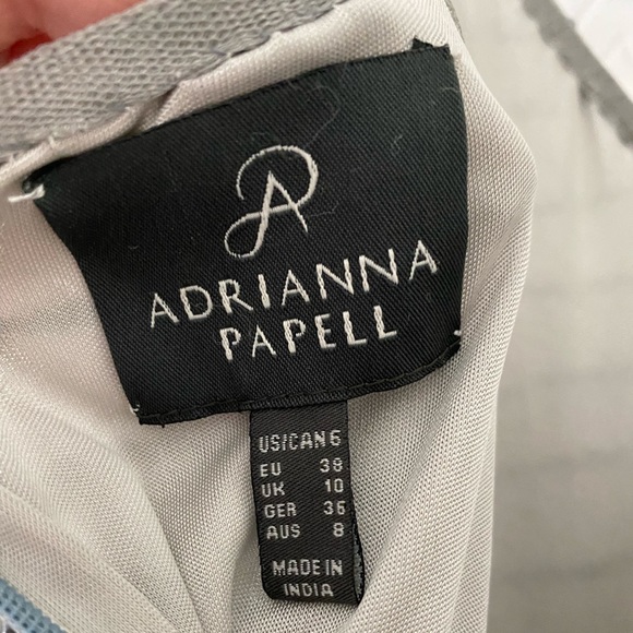 Adrianna Papell style Women’s beaded gown - Picture 6 of 6